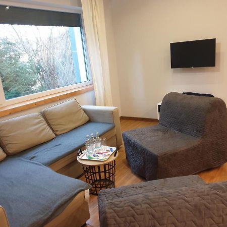 Maly Apartament W Zieleni Blisko Jeziora Środa Wielkopolska Eksteriør billede