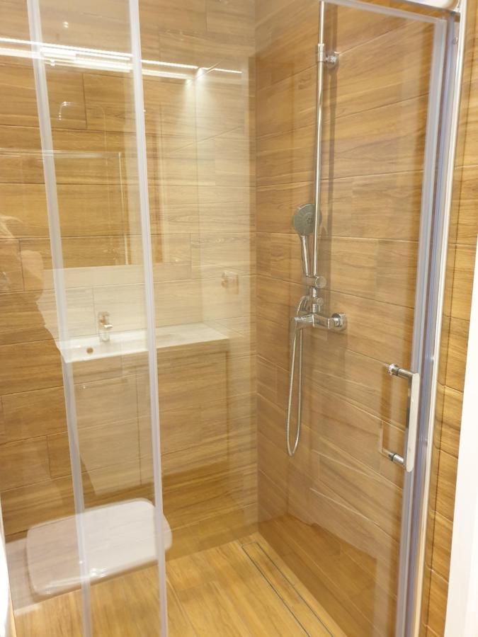 Maly Apartament W Zieleni Blisko Jeziora Środa Wielkopolska Eksteriør billede