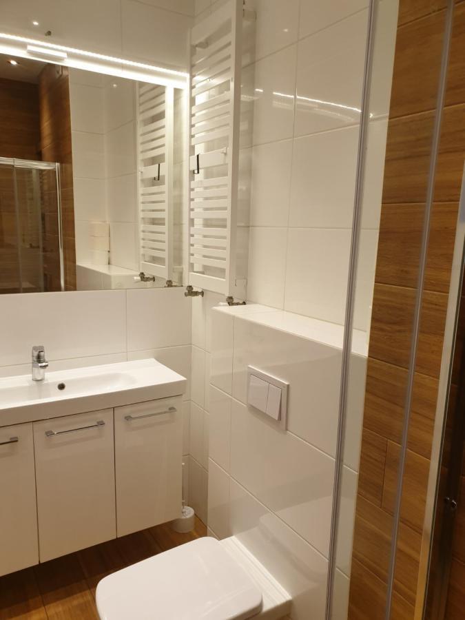 Maly Apartament W Zieleni Blisko Jeziora Środa Wielkopolska Eksteriør billede